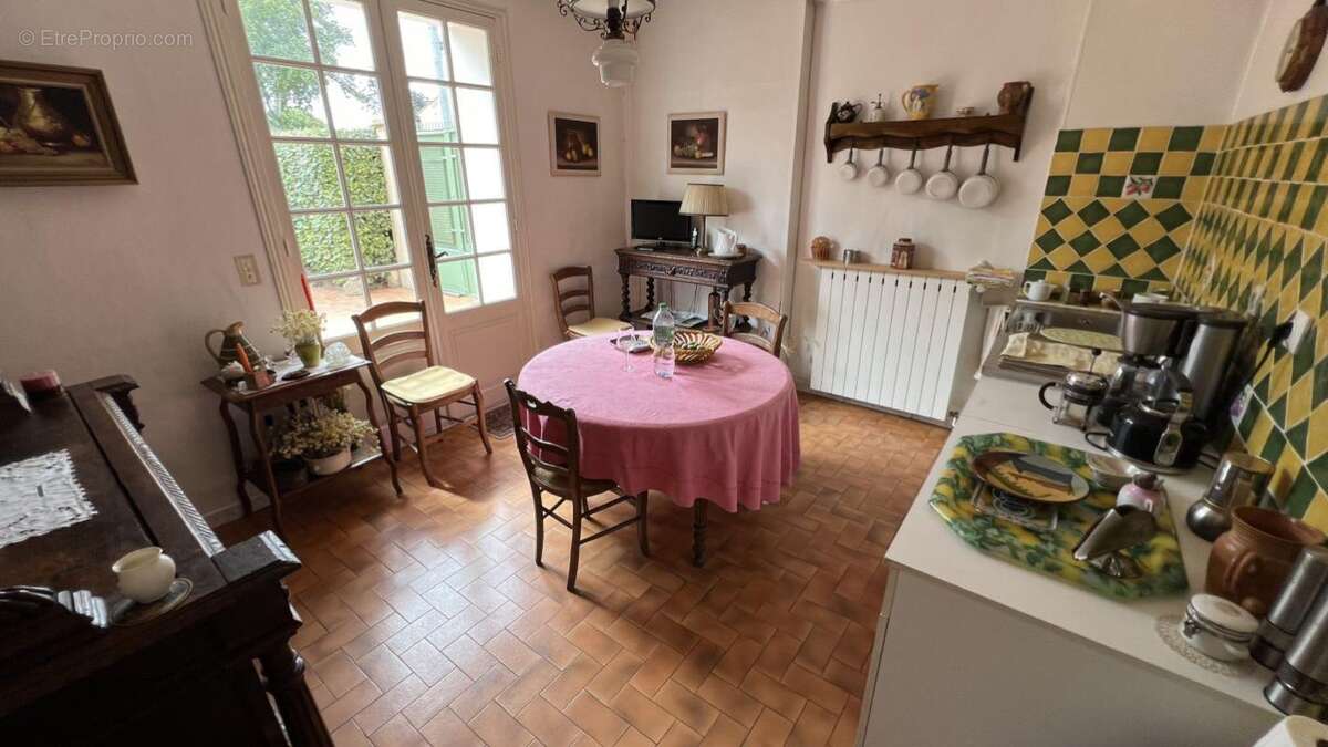 Maison 130 m² à Lezignan-Corbieres  - photo 3