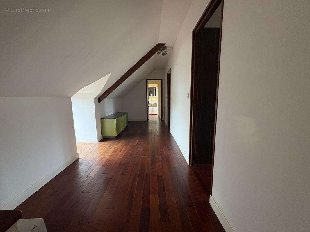 Maison à NOYAL-SOUS-BAZOUGES