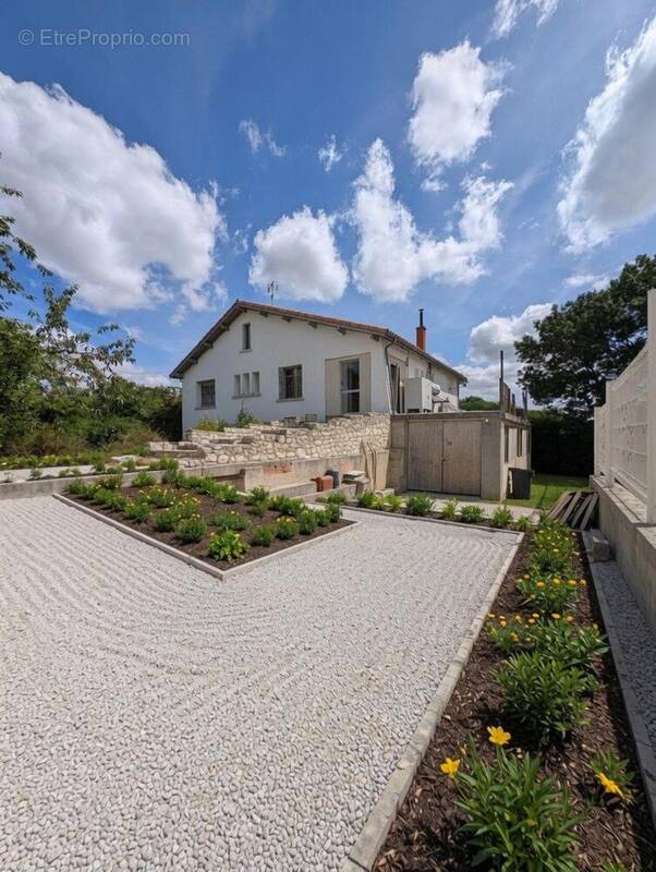Photo 1 - Maison à SAINT-ANTOINE-DE-FICALBA