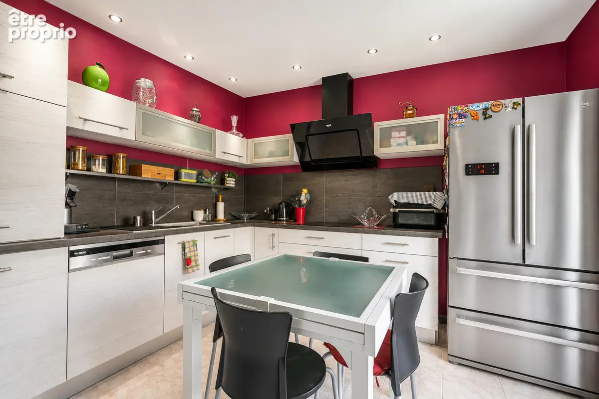 Maison familiale de 160 m² avec dépendance, garage et piscine - photo 6