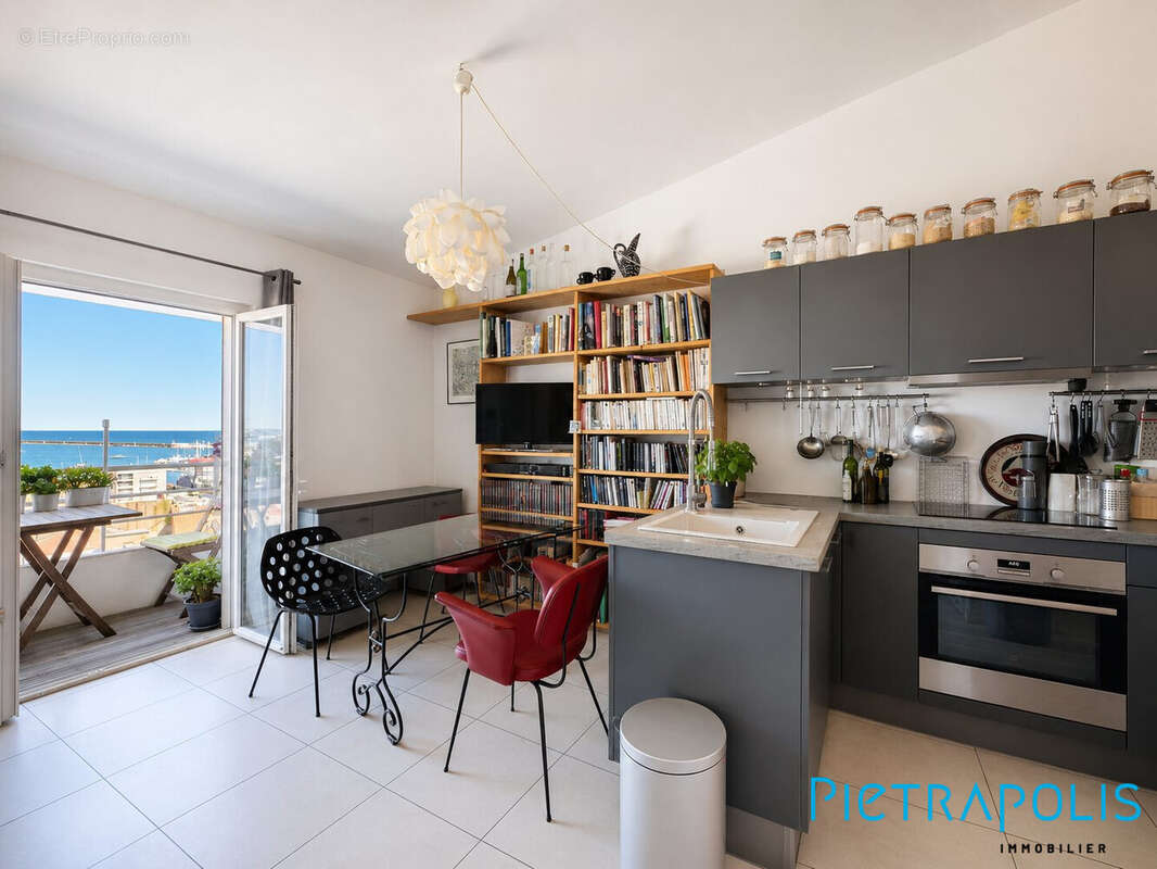 Appartement 30 m² à Sete  - photo 2