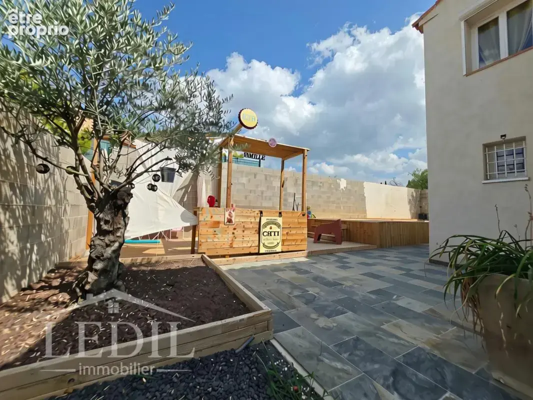 Maison 5 pièces de 130 m² (15 - photo 3