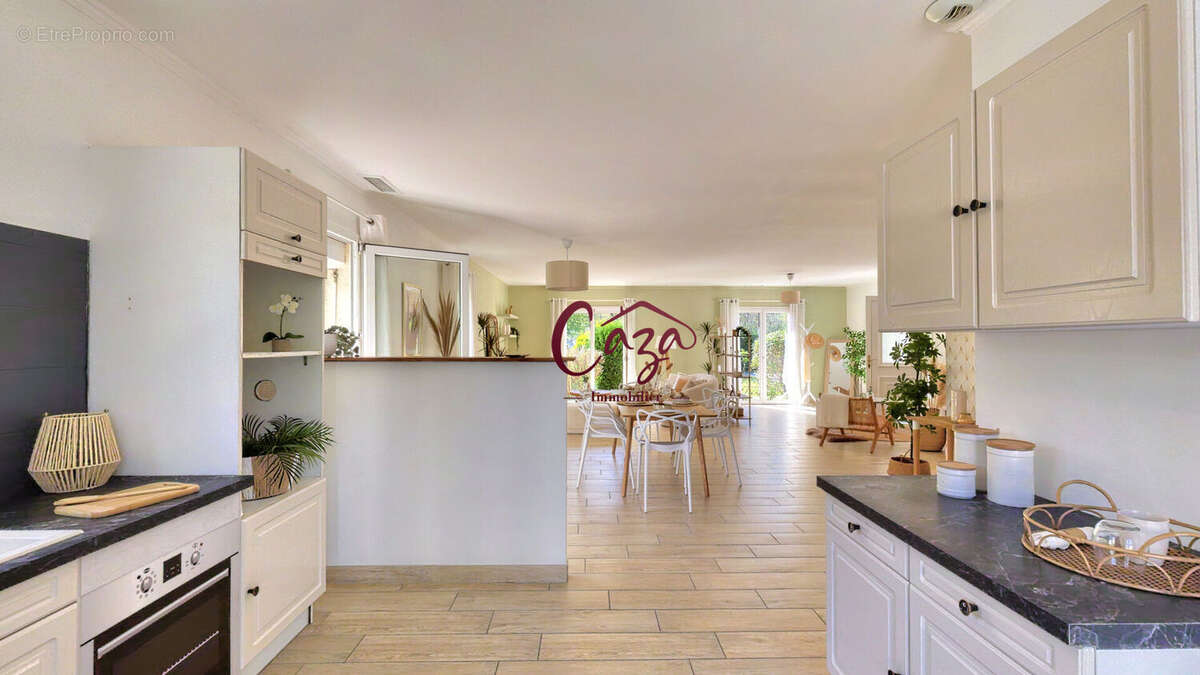 Maison à SALLEBOEUF