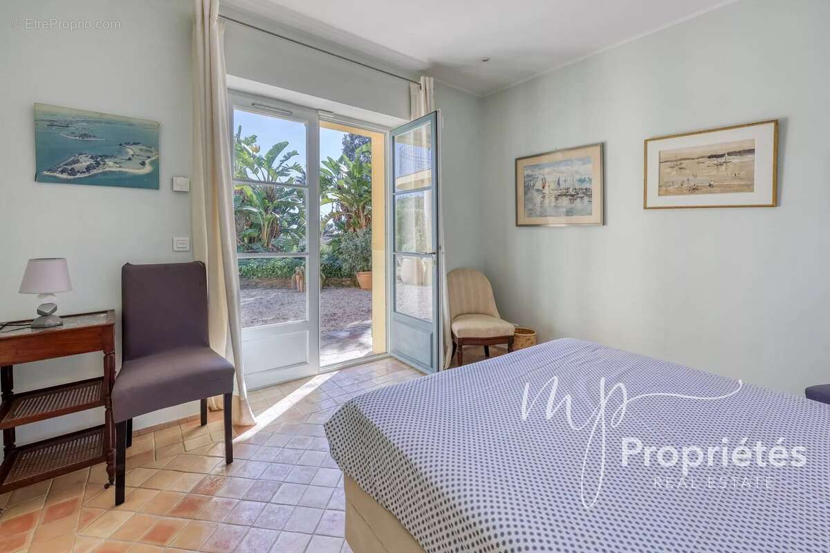 Maison à RAYOL-CANADEL-SUR-MER