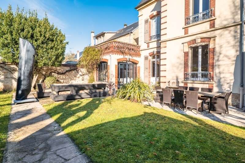 Maison à MANTES-LA-JOLIE