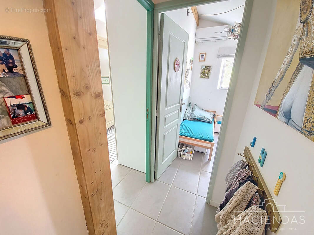 Maison à LA FARE-LES-OLIVIERS