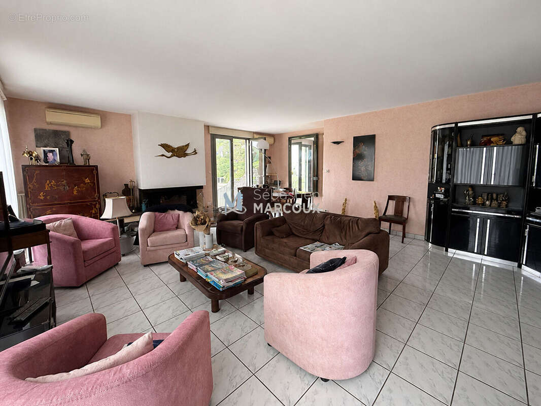 Montbrison Maison S/ sous-sol semi enterré 172.37 m2 - photo 3