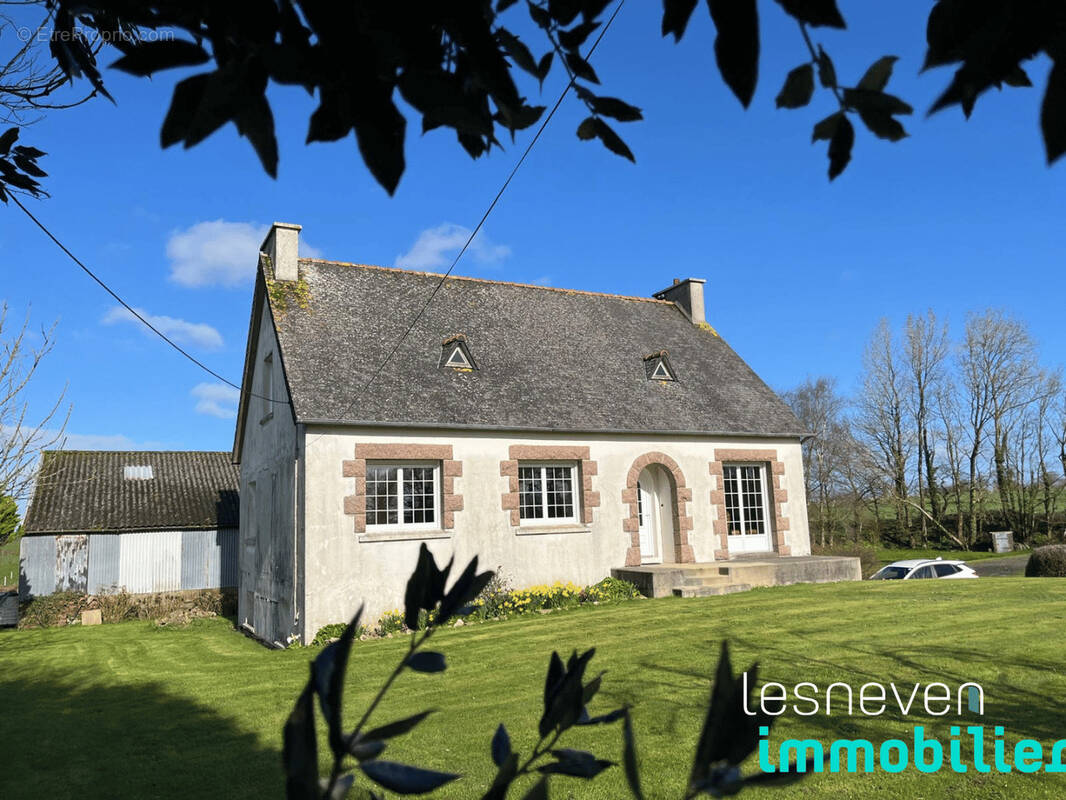 Maison à SAINT-MEEN