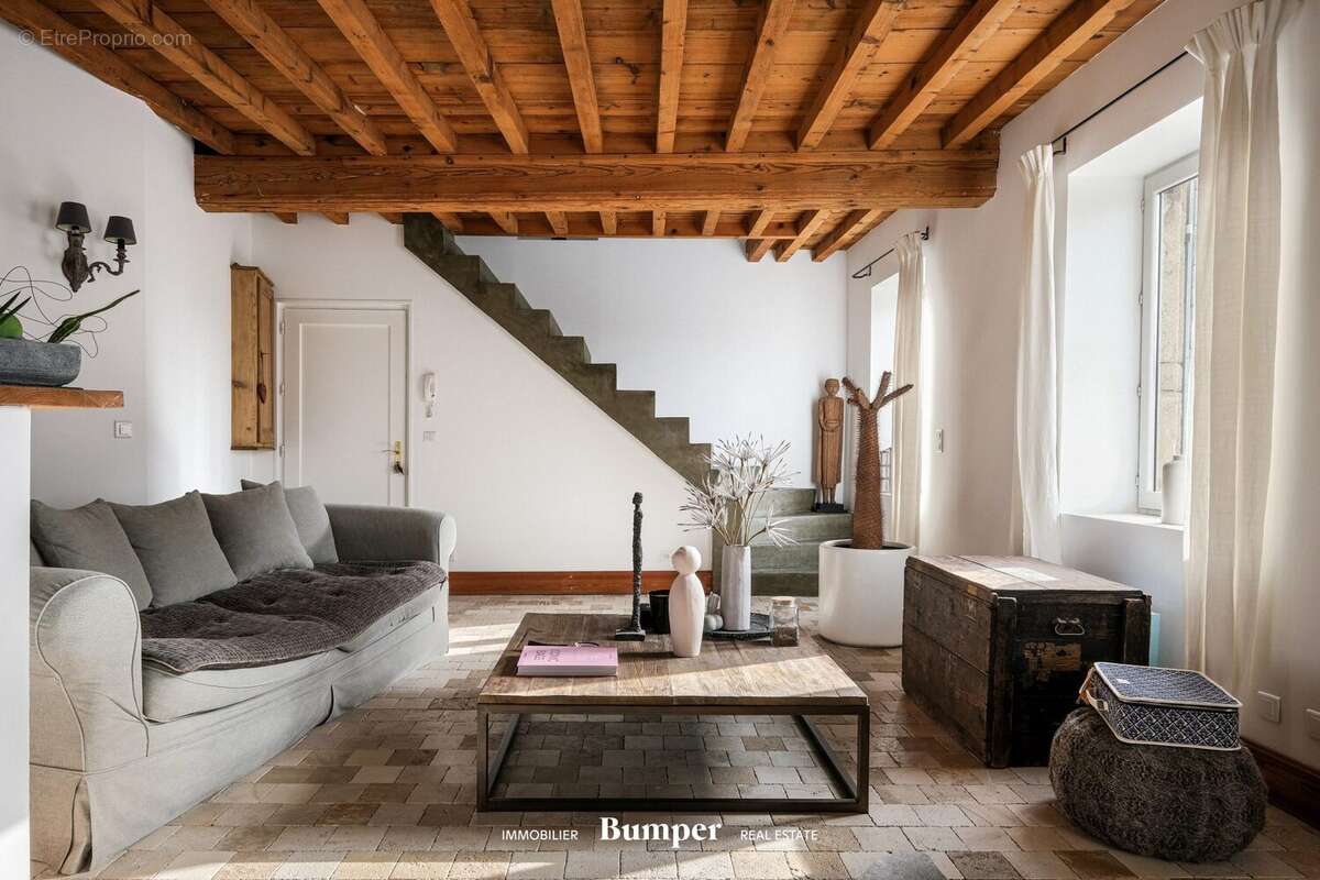 Appartement à SAINT-LAURENT-D'AGNY