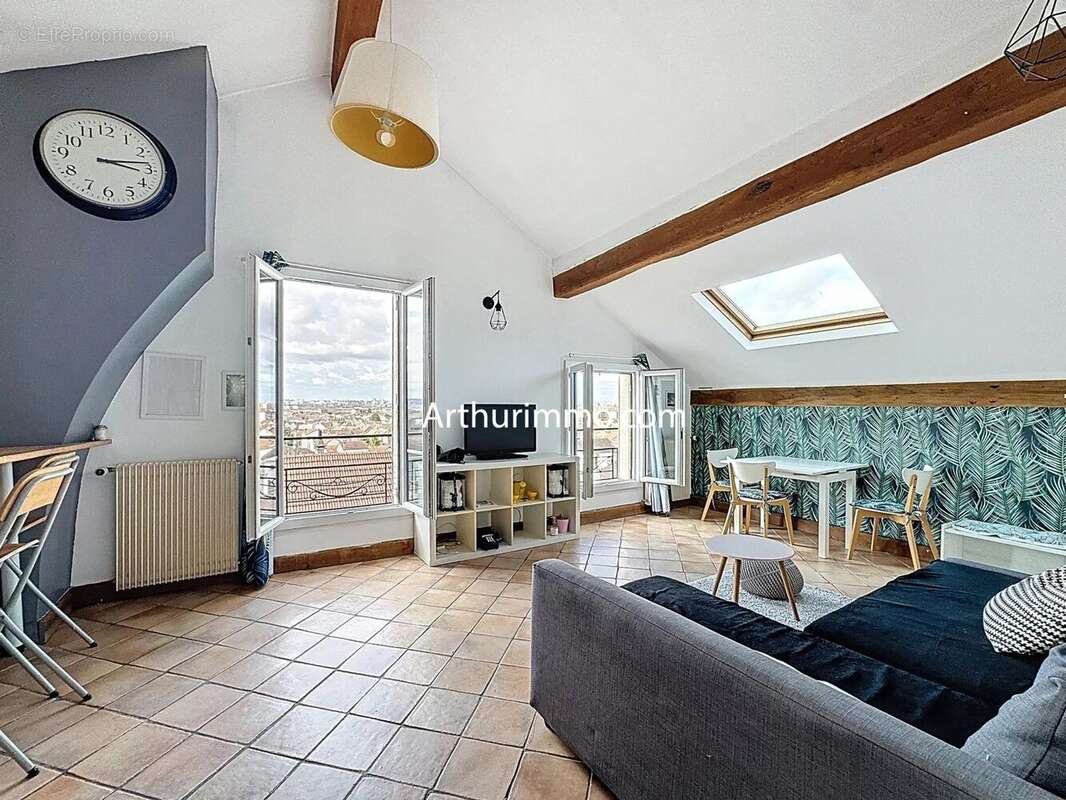 Appartement à VILLENEUVE-SAINT-GEORGES