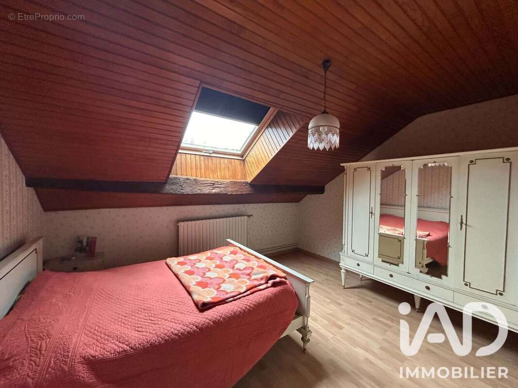 Maison 152 m² à Liffol-Le-Grand  - photo 9