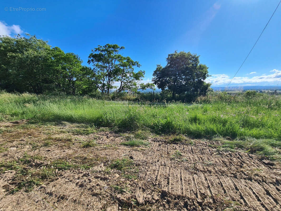 Terrain 444 m² à Bourg-Saint-Andeol  - photo 2