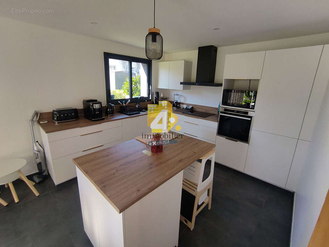 Maison à PONTCHATEAU