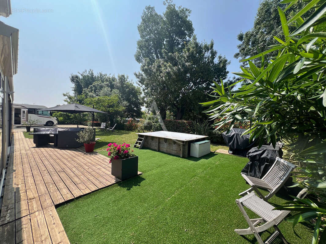 Maison à LE BERNARD