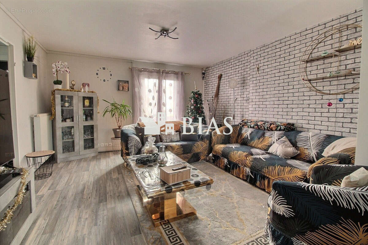 Maison à LE NEUBOURG