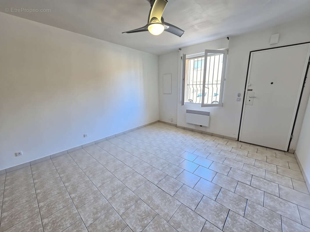 Appartement à PORT-DE-BOUC