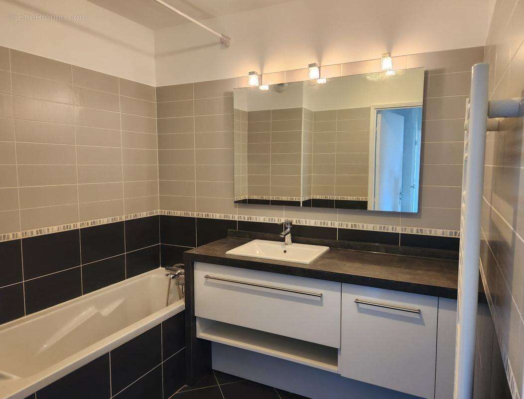 Appartement à LYON-5E