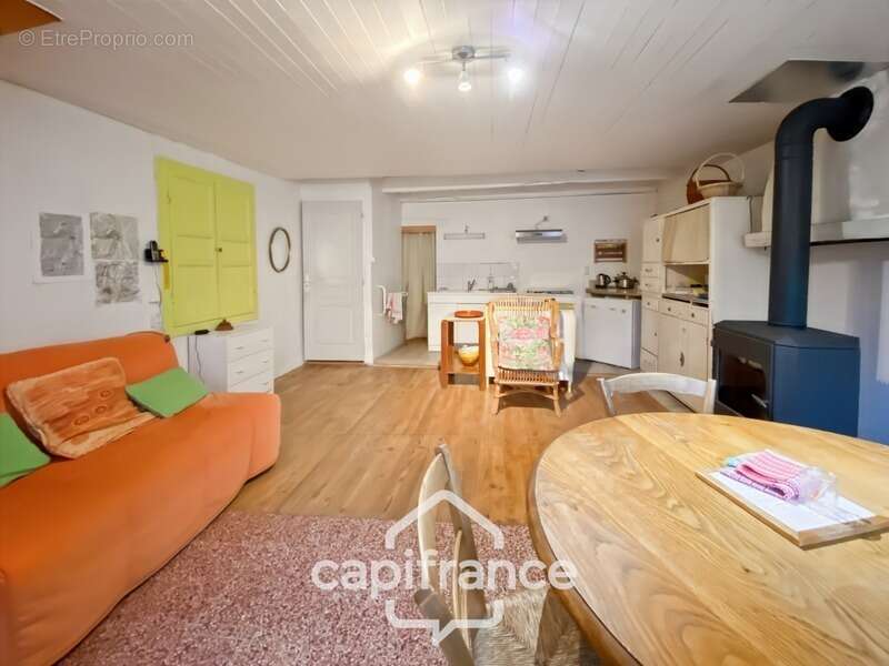 Maison à SAINT-AMOUR