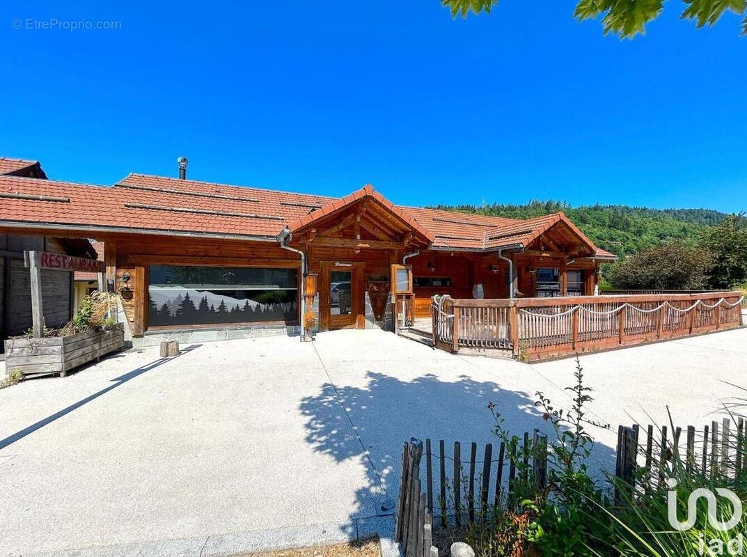 Photo 1 - Commerce à SAINT-MAURICE-SUR-MOSELLE