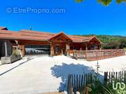 Photo 1 - Commerce à SAINT-MAURICE-SUR-MOSELLE