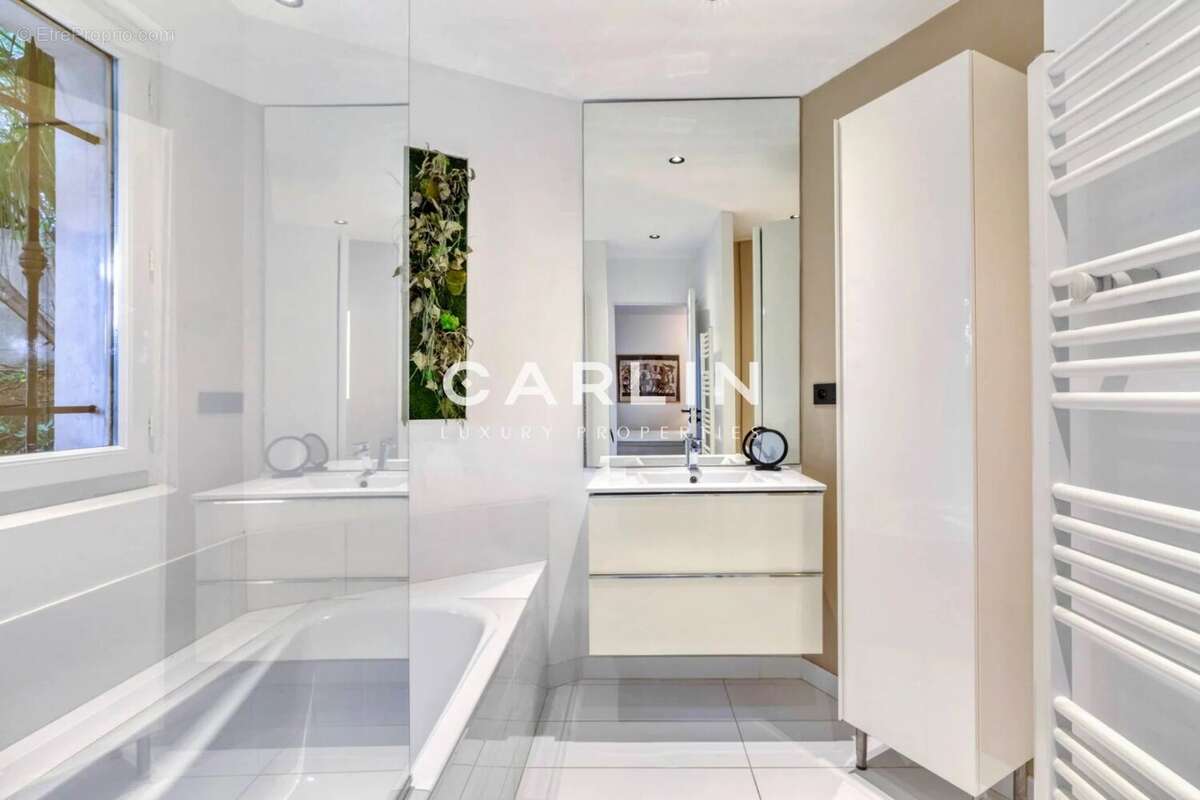 Villa 4 chambres, vue mer, Gigaro - photo 10