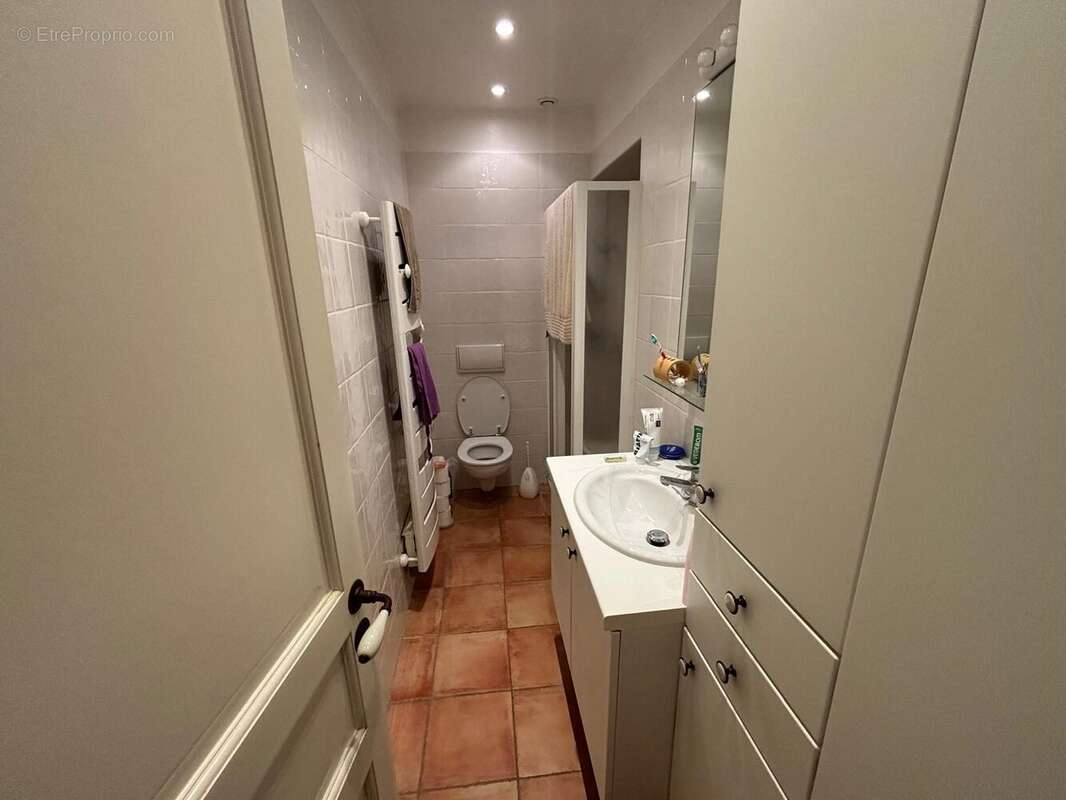 Appartement 56 m² à Hyeres  - photo 3
