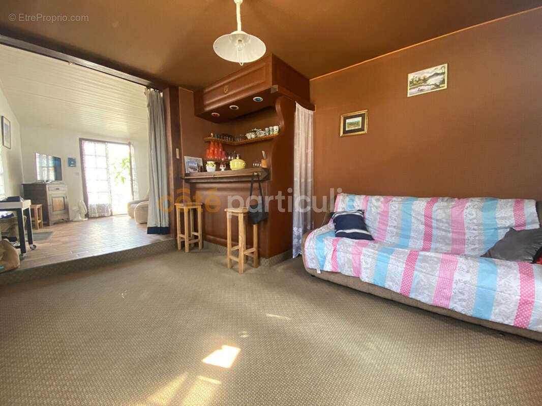Maison de plain-pied dans le centre-ville à L'Aiguillon sur Mer - photo 10