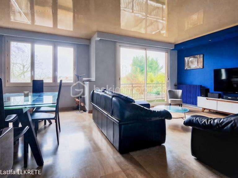 Appartement à FONTENAY-SOUS-BOIS