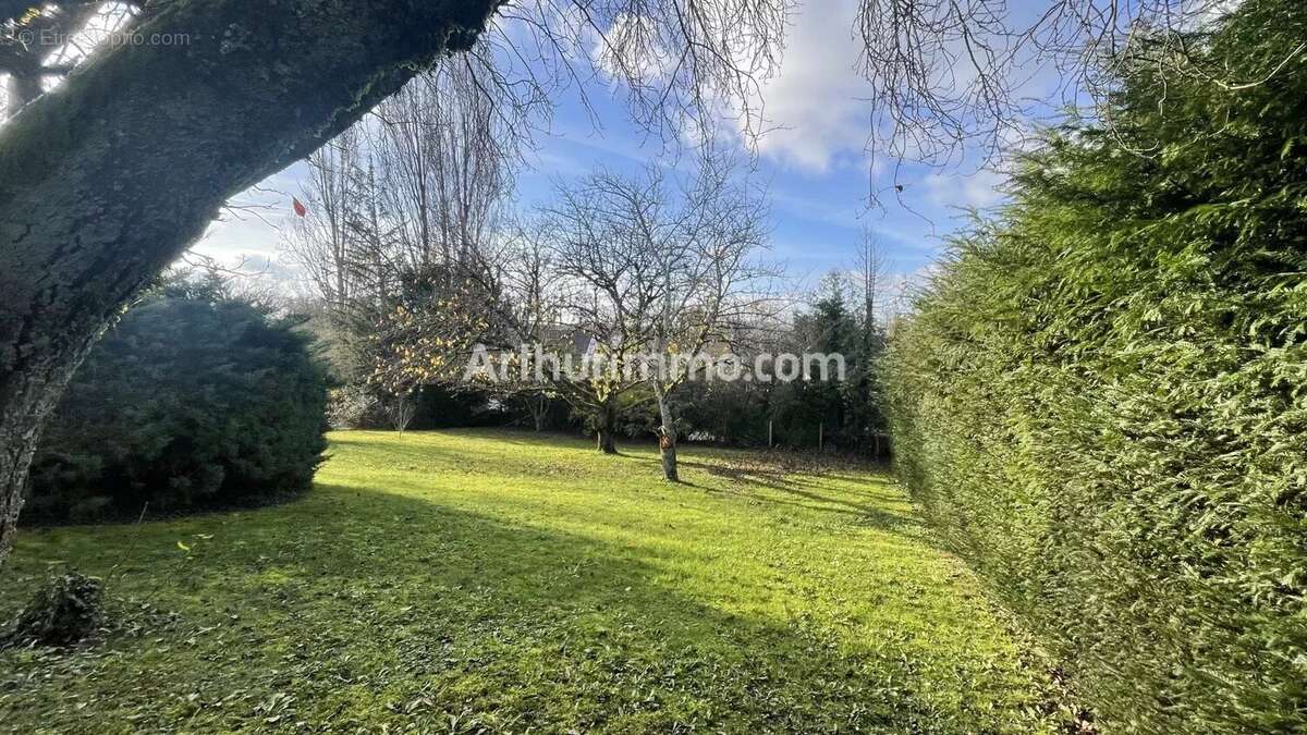 Maison à LONS-LE-SAUNIER