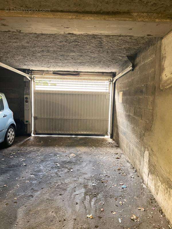 Parking couvert - photo 5