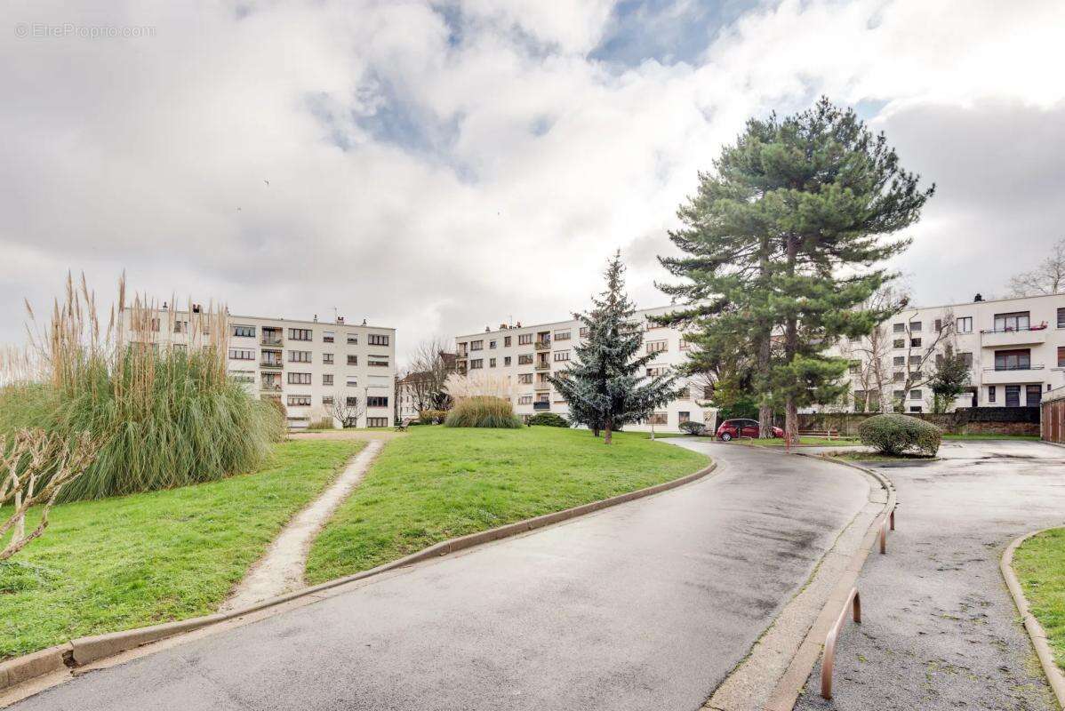 Appartement à BAGNEUX