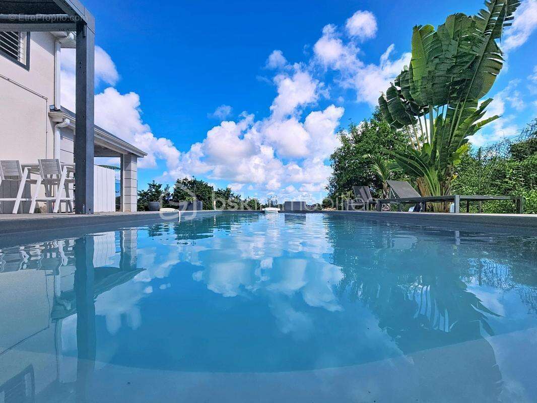 Maison à SAINTE-ANNE