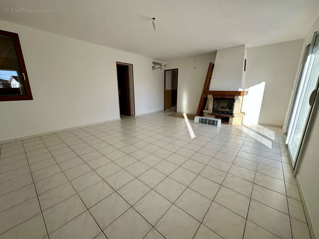 Maison à SAINT-NICOLAS-D&#039;ALIERMONT