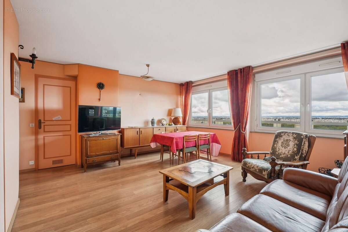 Appartement à CALUIRE-ET-CUIRE