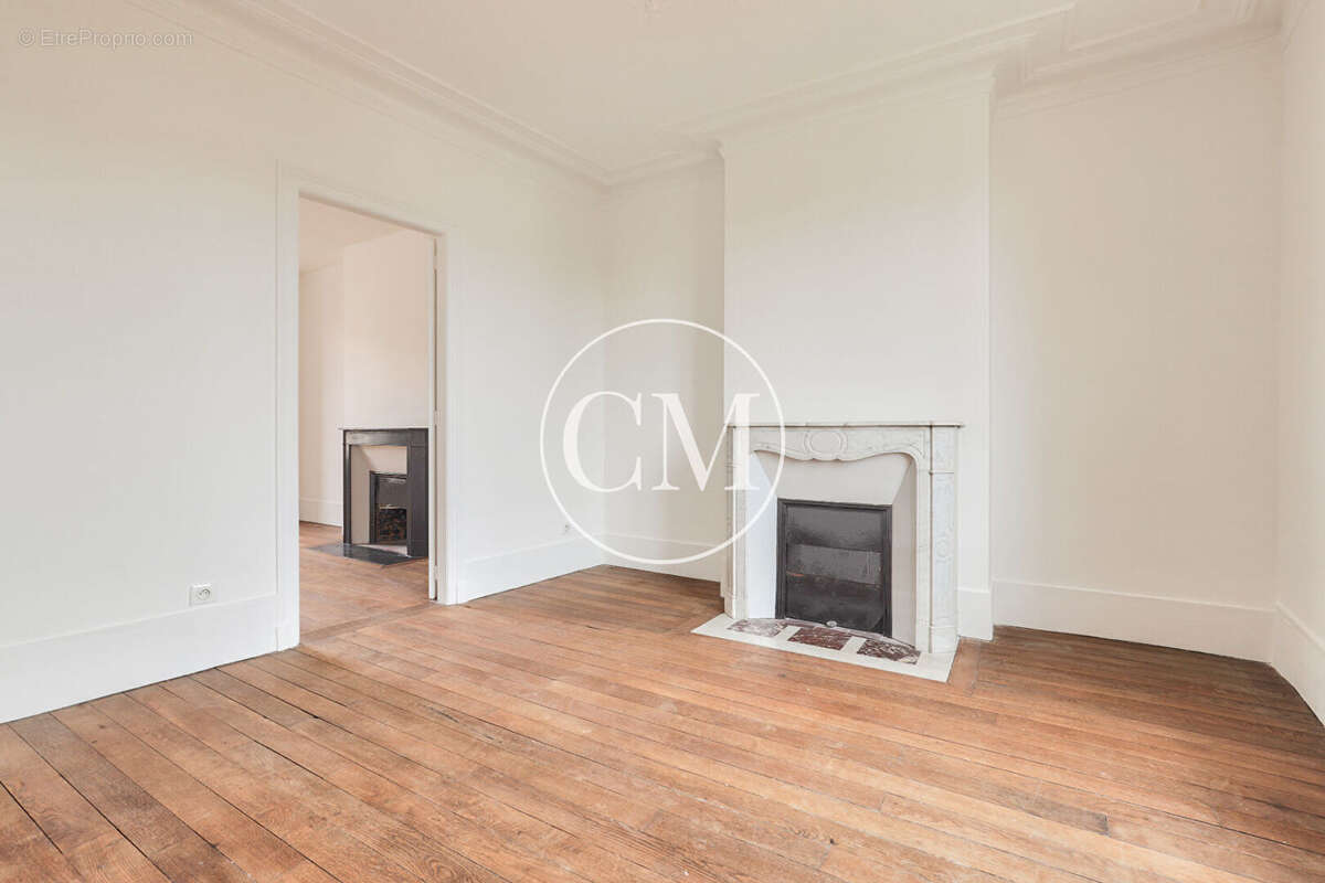 Appartement à VERSAILLES