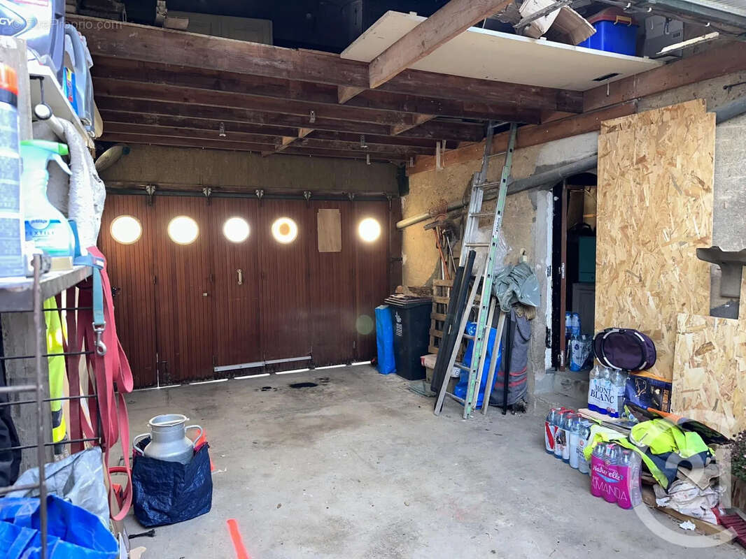 Maison à SAINT-AMAND-EN-PUISAYE