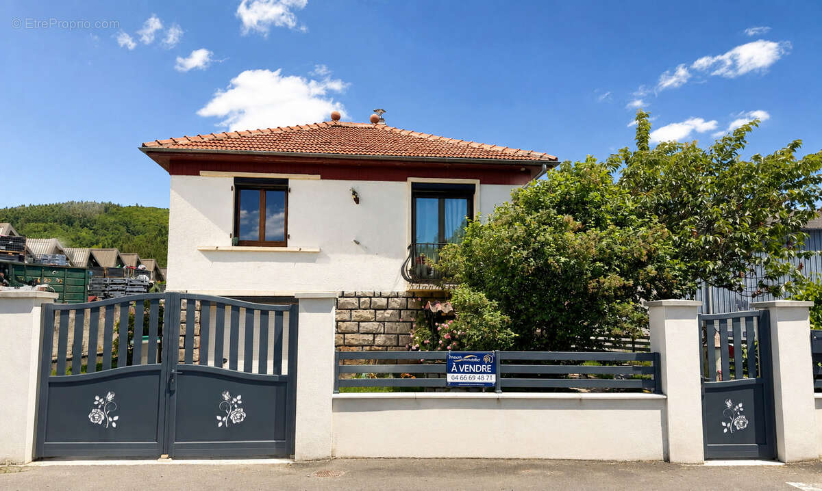 Maison à ALLEGRE