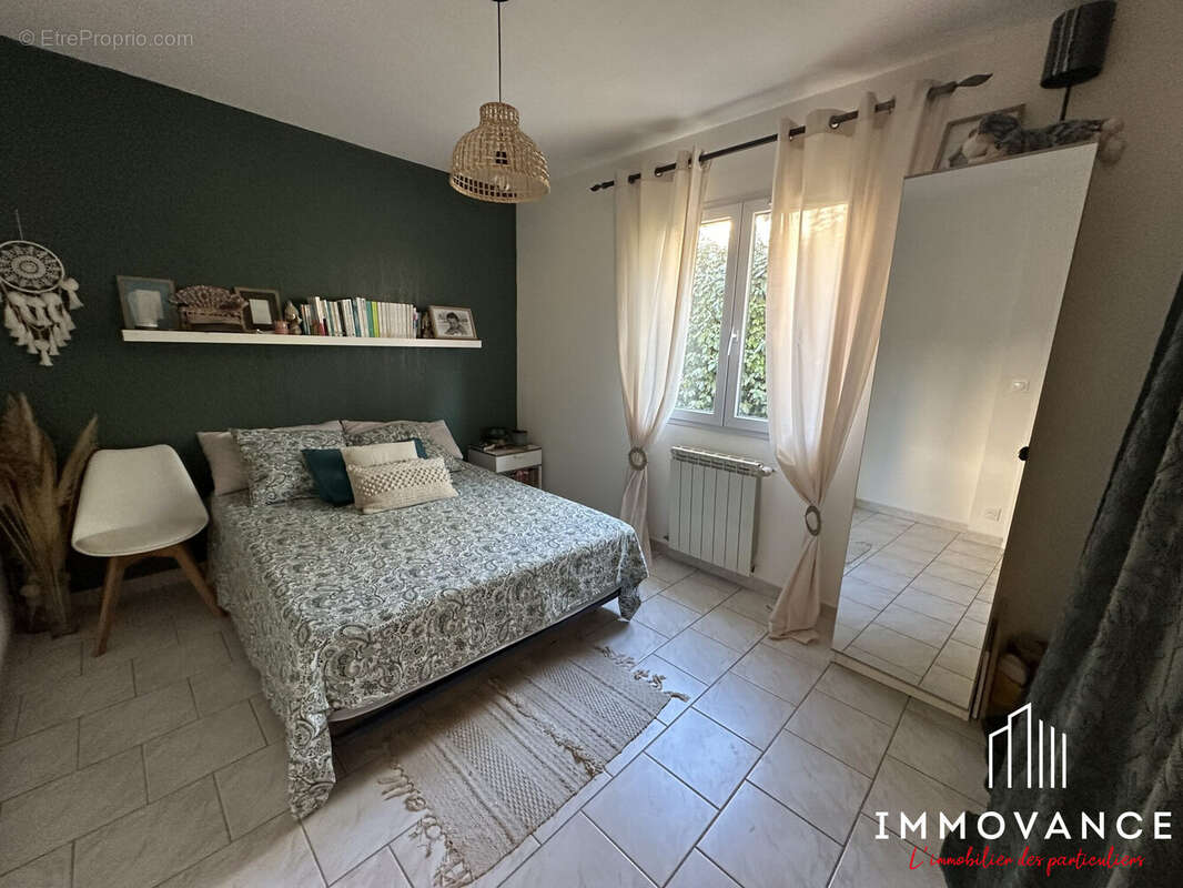 Maison 127 m² à Saint-Bres  - photo 6