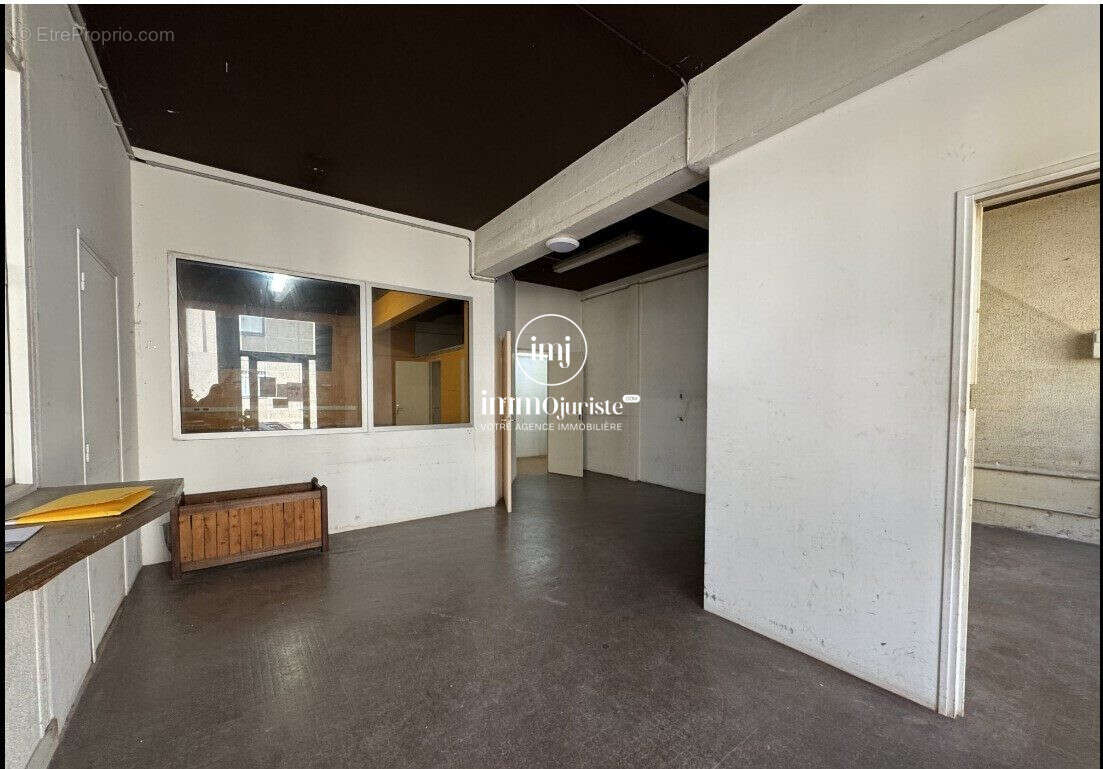 Commerce 428 m² à Limoges  - photo 3