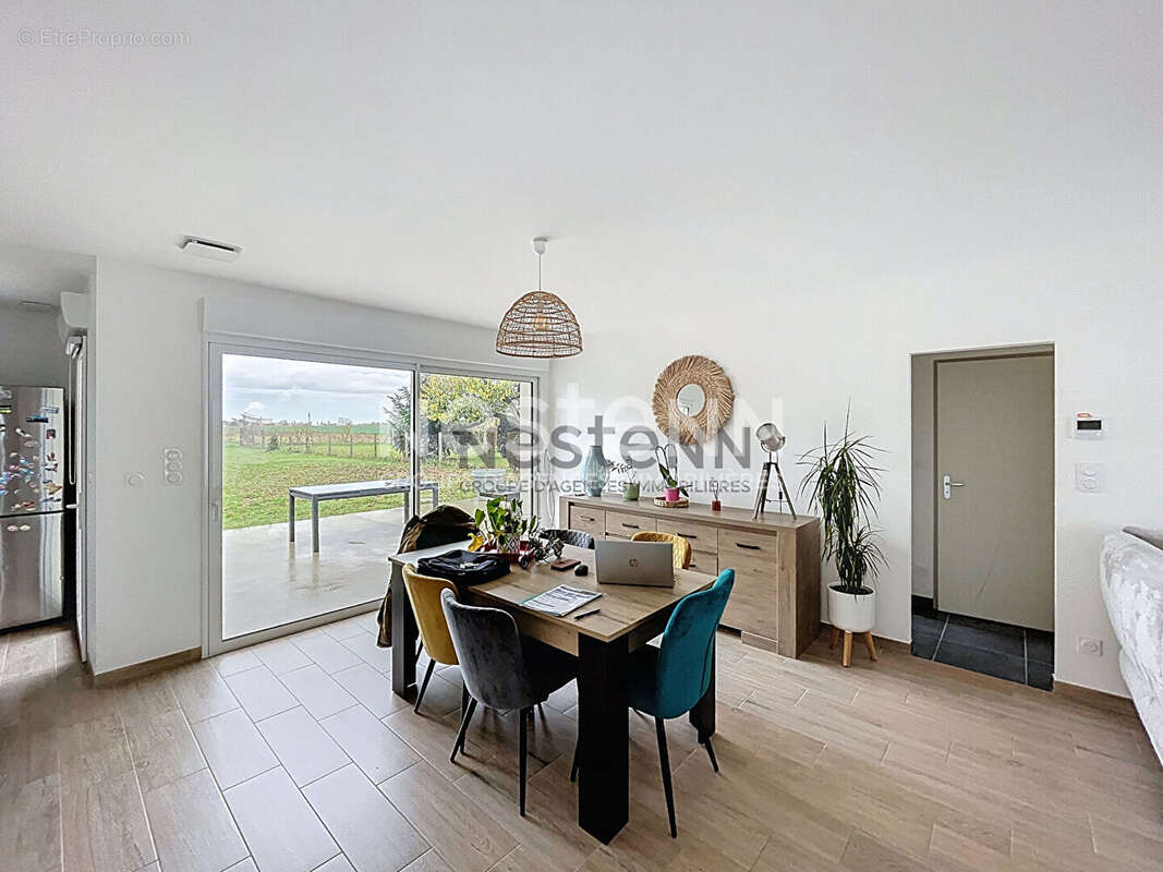 Maison à VILLEBAROU