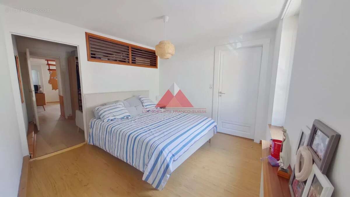 Appartement à LA MOUILLE