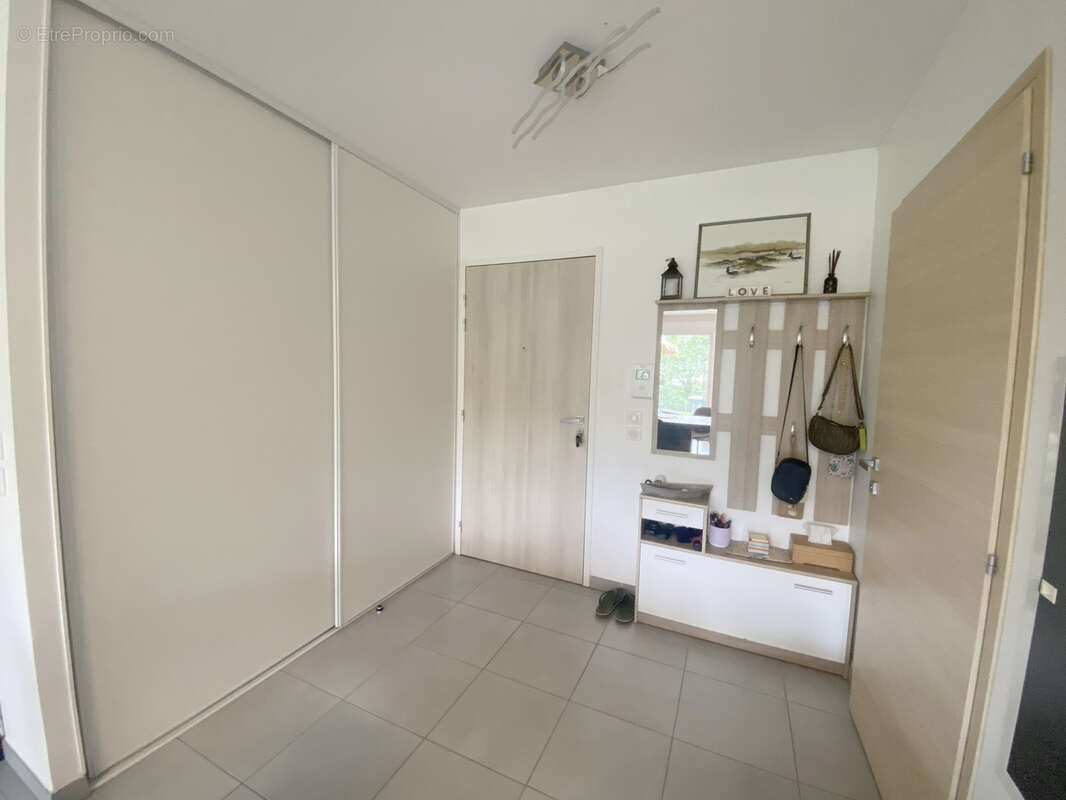 Appartement à BASSENS