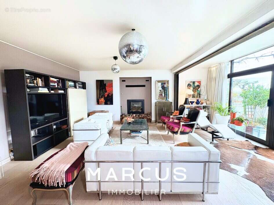 Maison à BRETTEVILLE-SUR-ODON