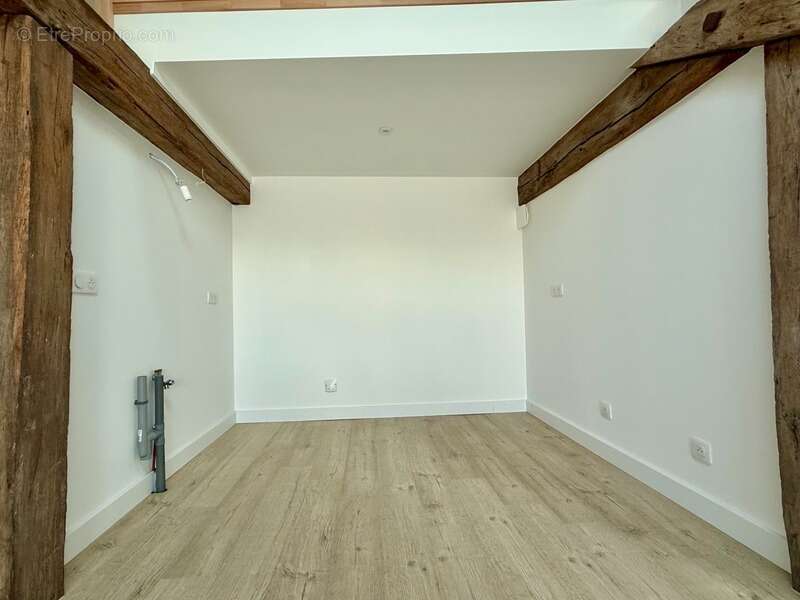 Appartement à PARAY-LE-MONIAL