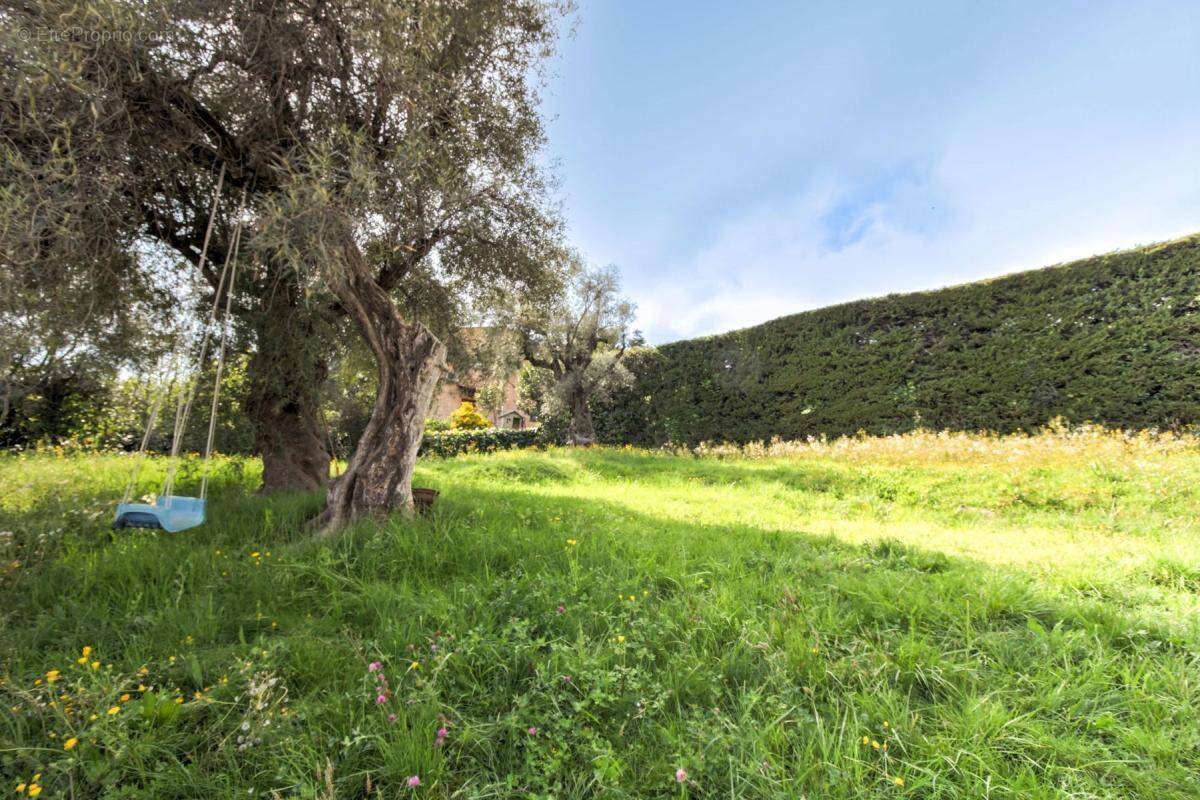 Appartement à VENCE