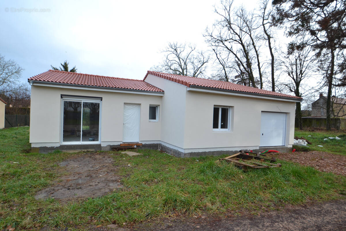 Maison à GANNAT