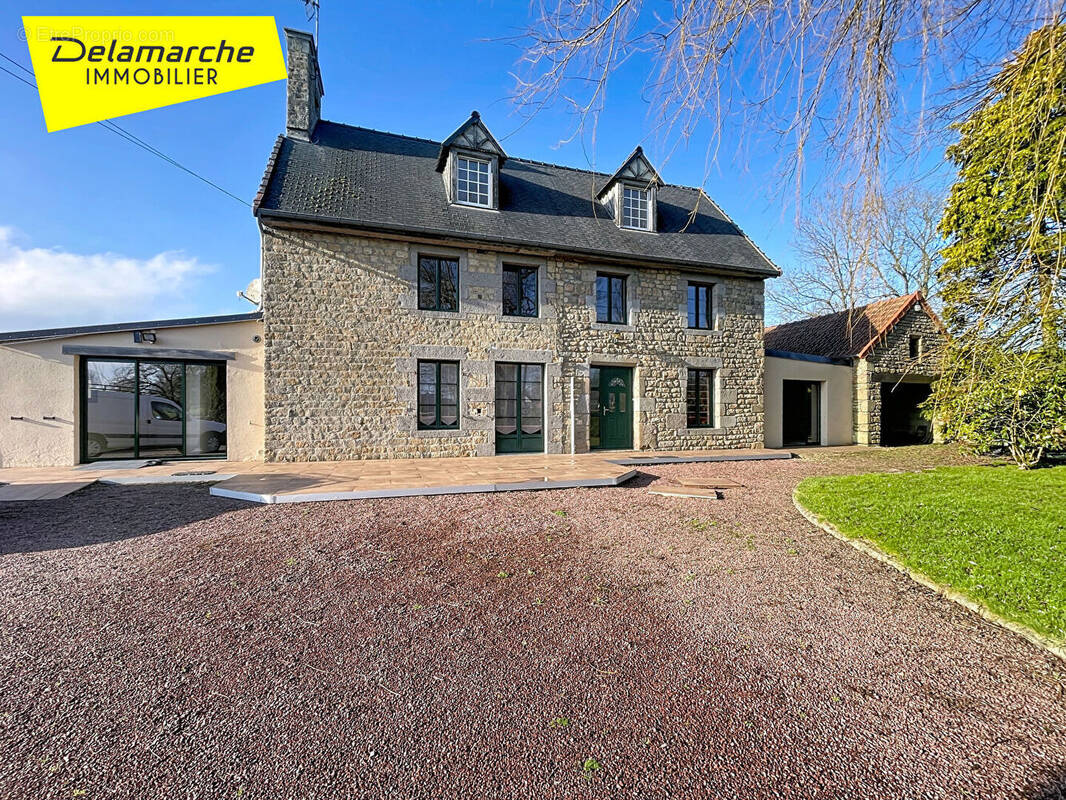 Maison à LES CHAMBRES
