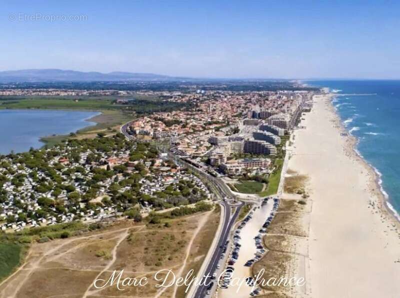 Commerce à CANET-EN-ROUSSILLON