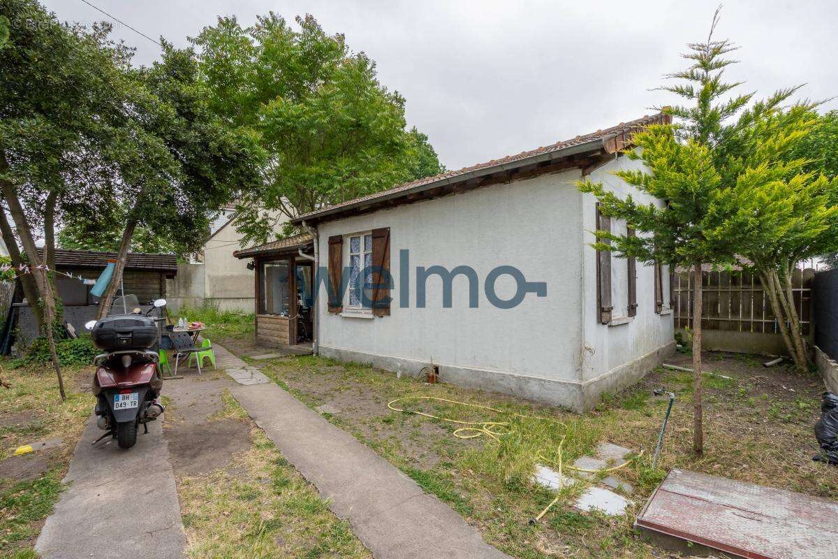 Maison à AULNAY-SOUS-BOIS