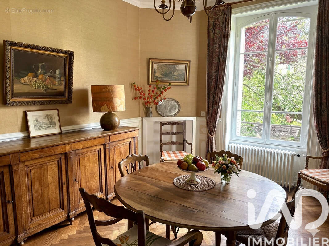 Maison 300 m² à Clermont-Ferrand  - photo 6